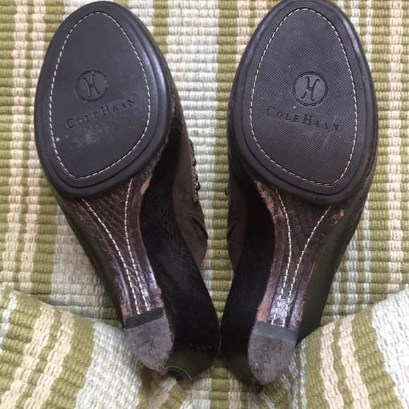 Cole Haan Brown Suede Clogs/Mules - size 5.5 - Picture 6 of 7